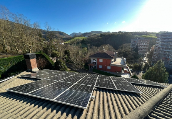 Doble Instalación fotovoltaica conectada a red